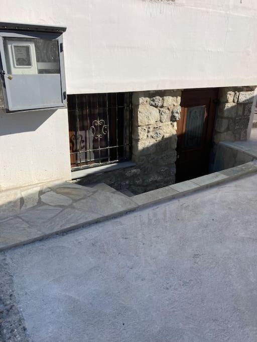 Mikraki Διαμέρισμα Καλαμπάκα Εξωτερικό φωτογραφία